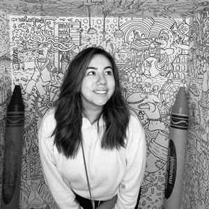 Meet your Posher, Gabriela